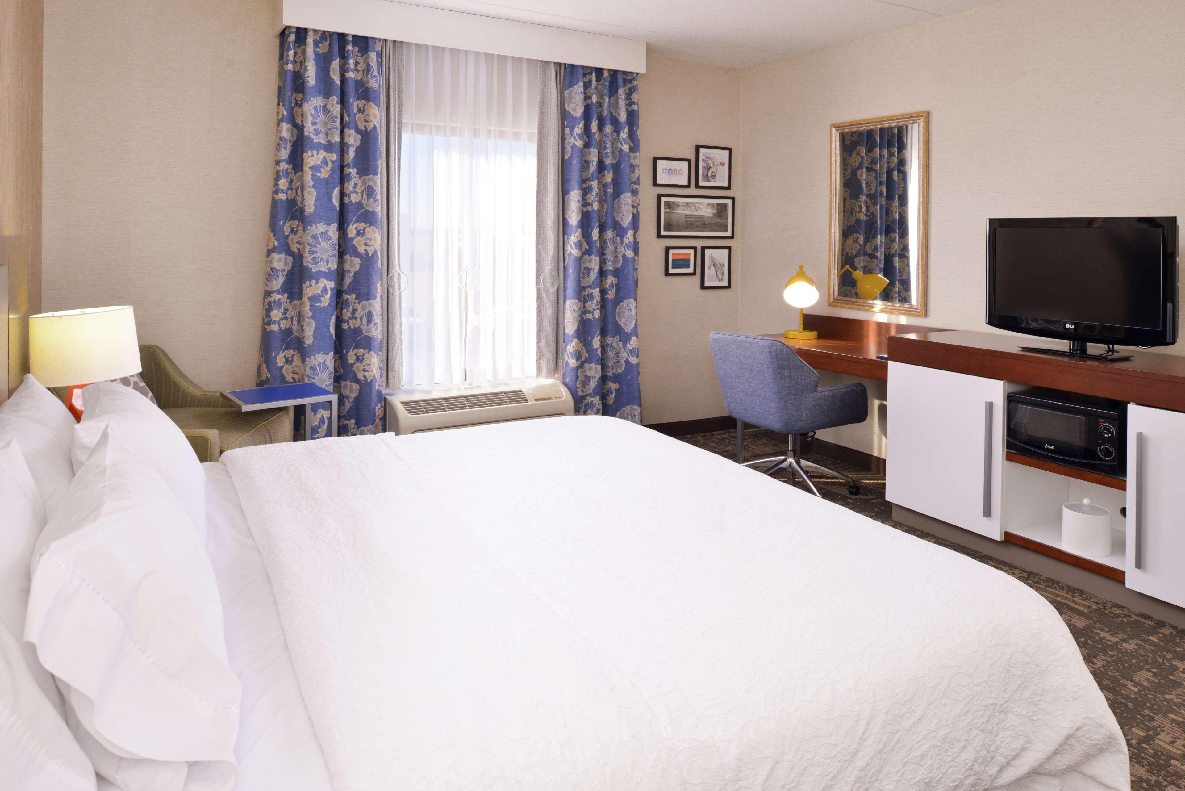 Hampton Inn & Suites Уилмингтон Экстерьер фото