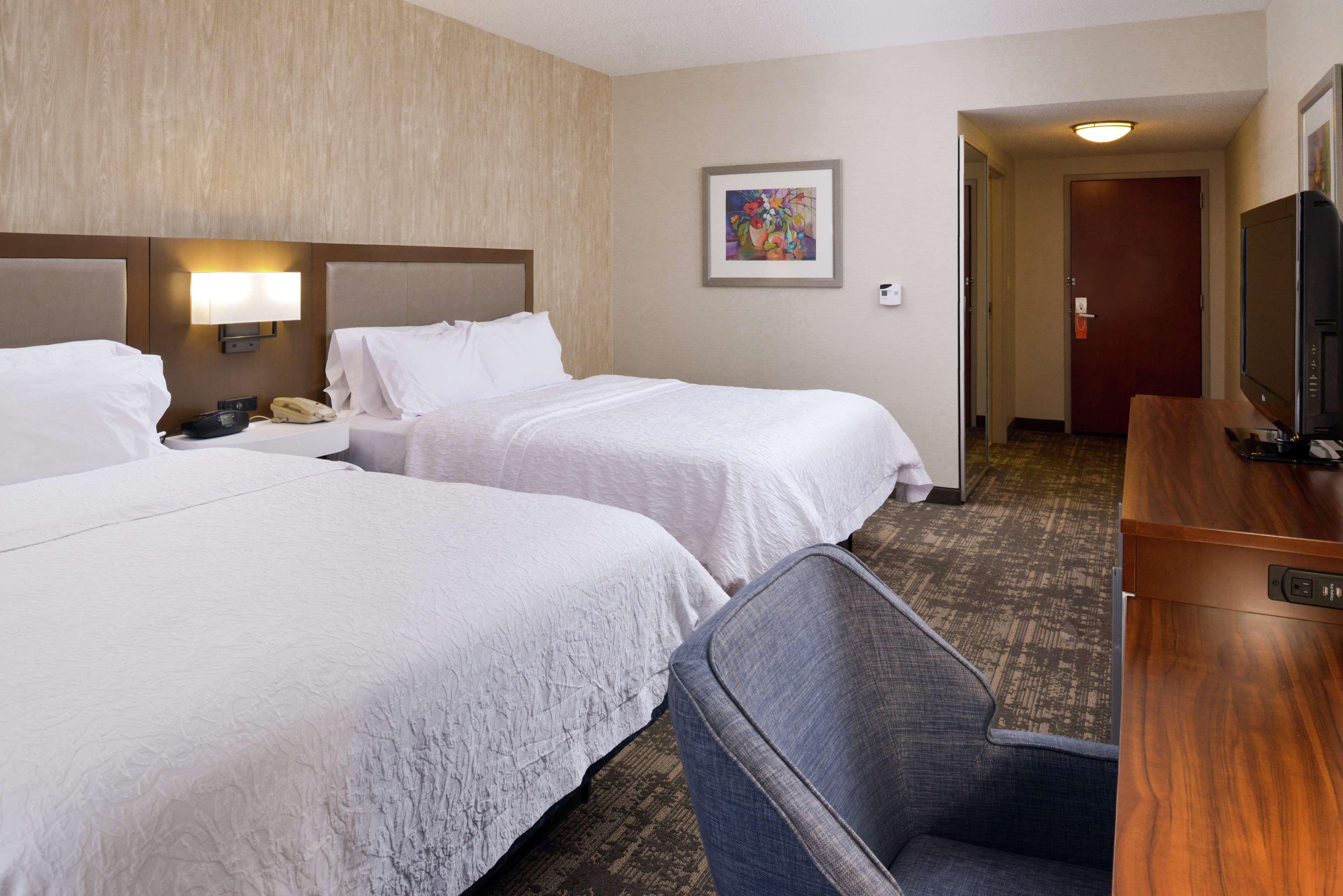 Hampton Inn & Suites Уилмингтон Экстерьер фото