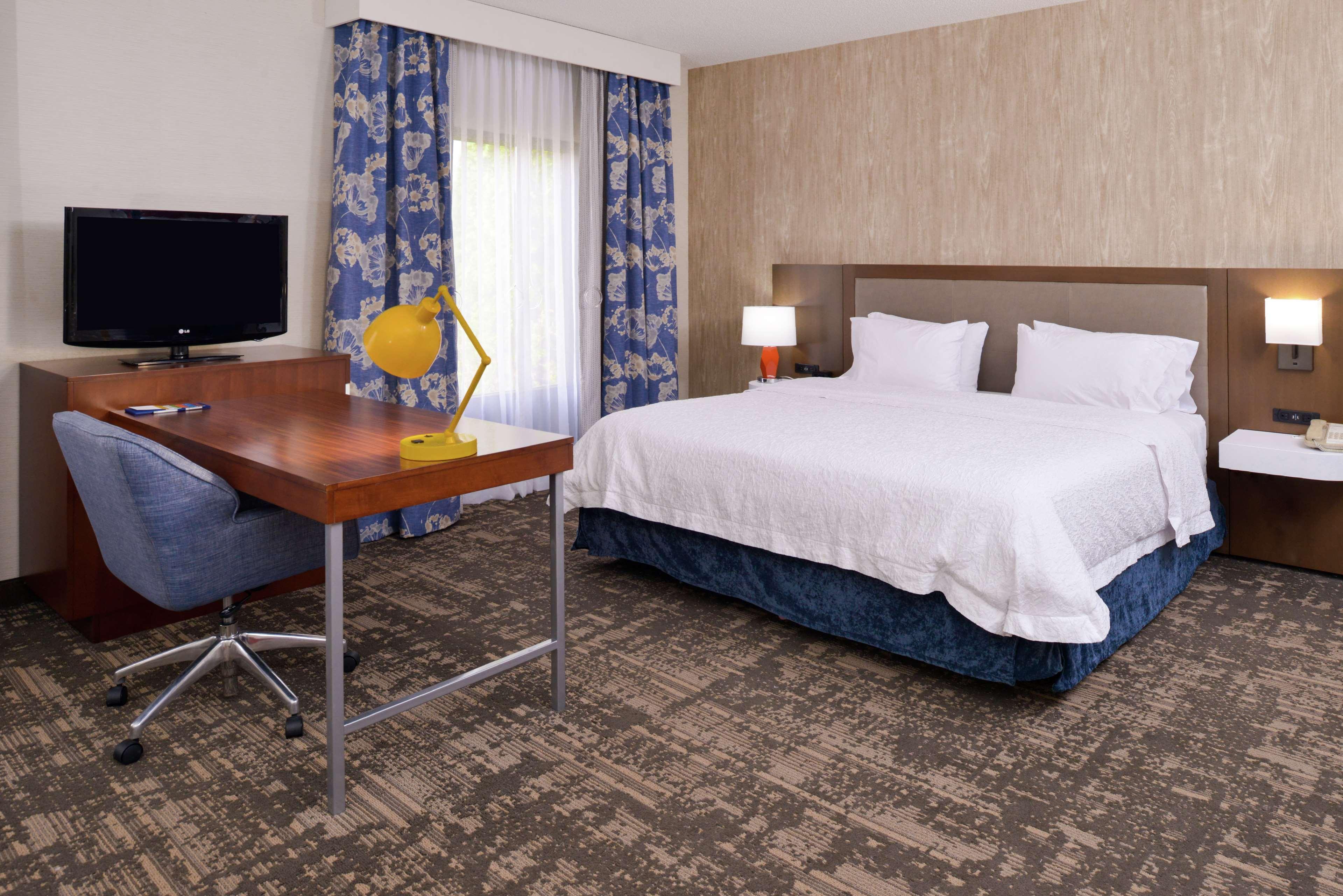 Hampton Inn & Suites Уилмингтон Экстерьер фото