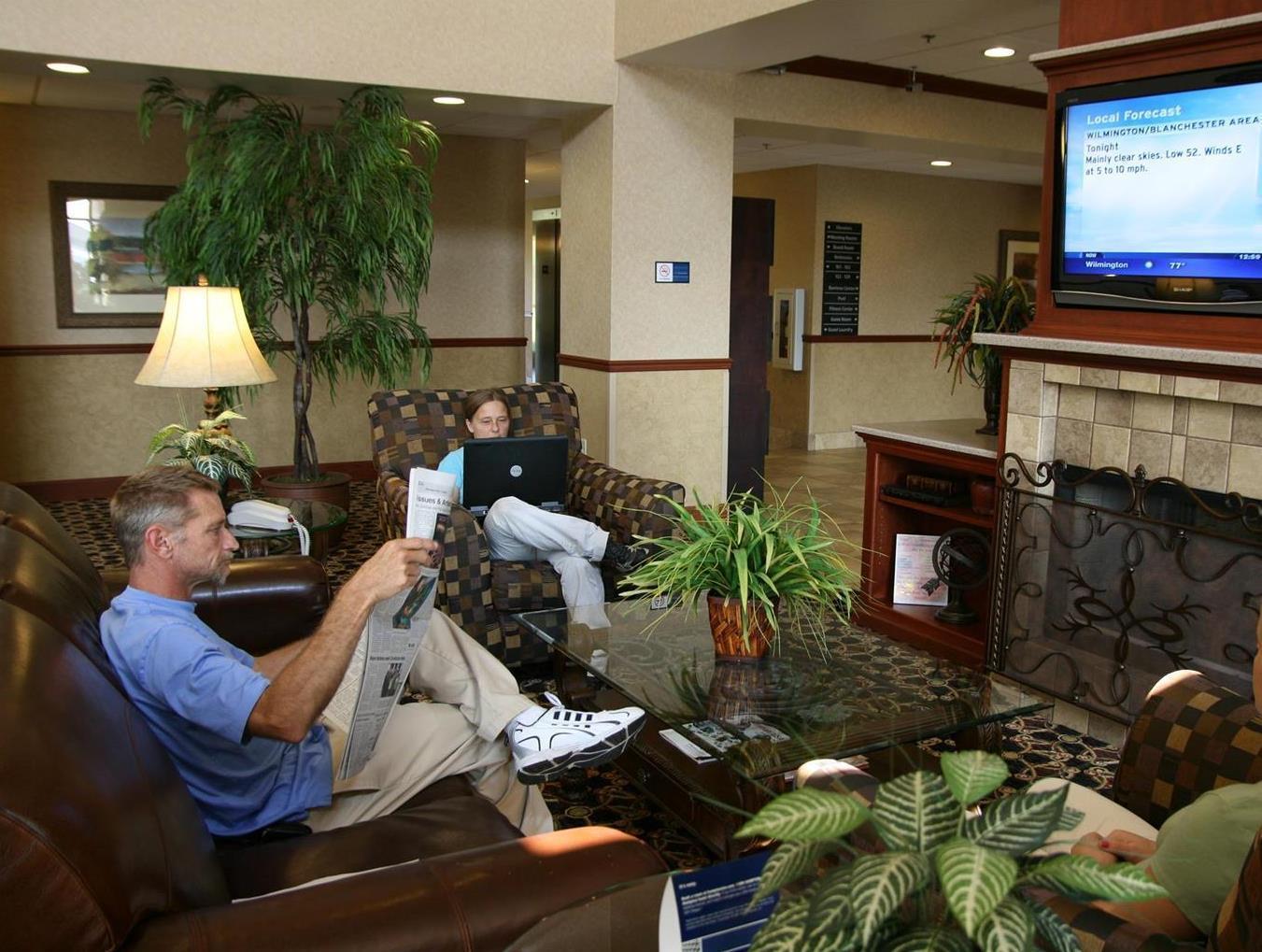 Hampton Inn & Suites Уилмингтон Экстерьер фото