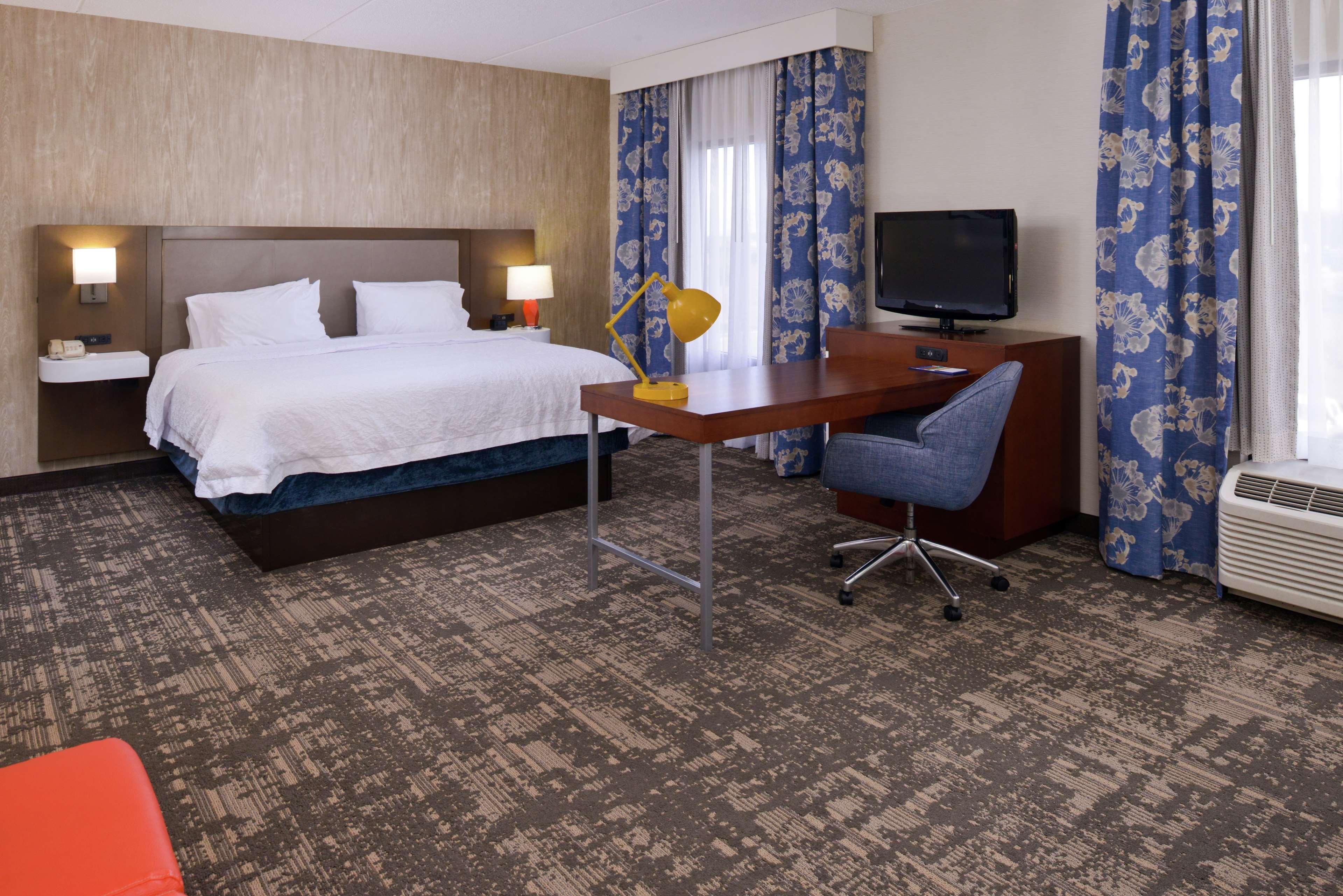 Hampton Inn & Suites Уилмингтон Экстерьер фото